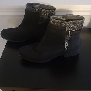 Ankle boots